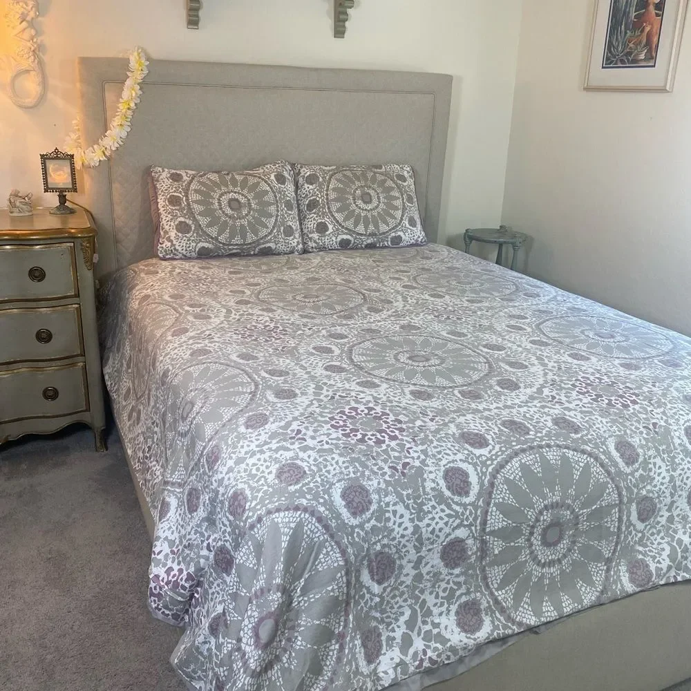 Floral Medallion Queen Duvet set  - Taupe and Mauve Queen